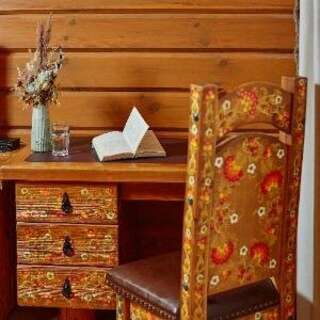 Гостиница Медвежий угол Суздаль Делюкс трехместный (двуспальная кровать + диван)-7